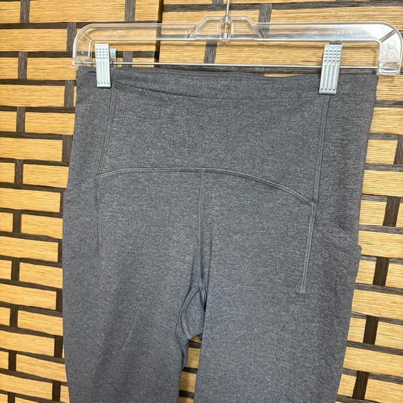 Lululemon Gray Leggings Size 6 - Picture 3 of 9
